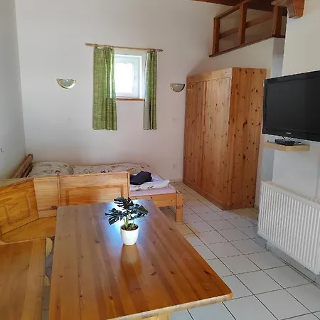Apartment Oazis Ueduelo Tiszafured