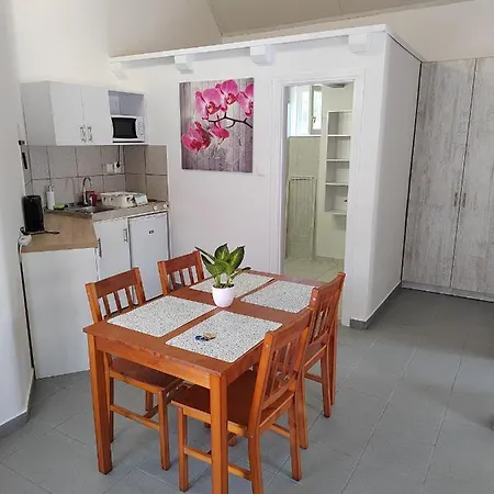 Apartment Oazis Ueduelo